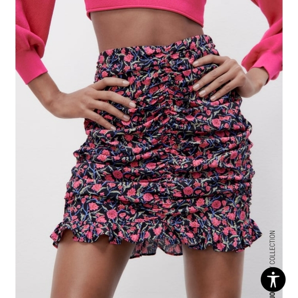 Zara Draped Mini Skirt NWT - Picture 2 of 6